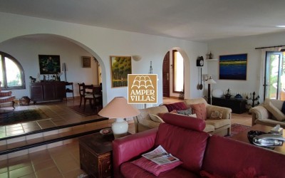 Storslått villa med vakker utsikt og privatliv i Sierra de Altea Golf.
